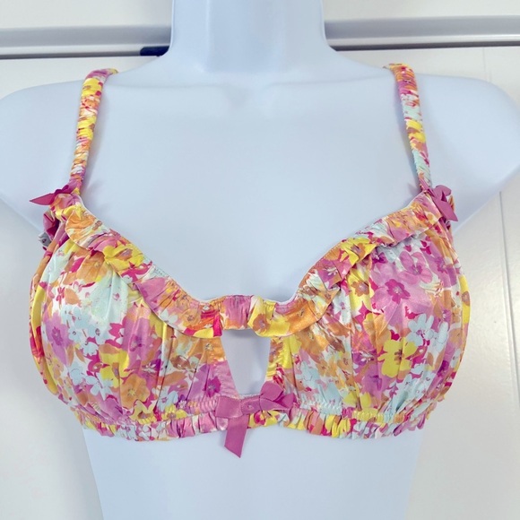 NWT For Love & Lemons/ Spring-Summer 2022 Collection/60’s inspired bra/Size US S - Picture 4 of 12